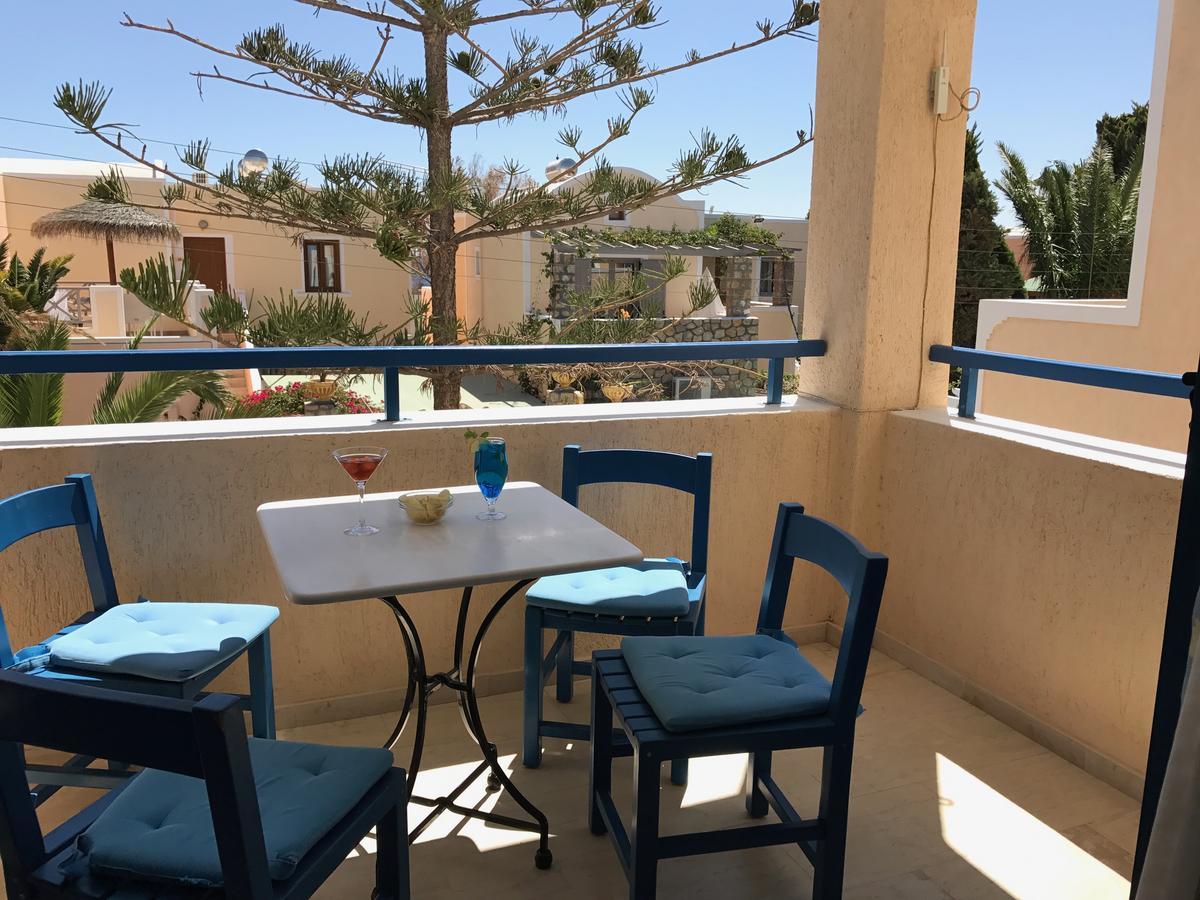 Dioskouri Art Villas Kamari  Exterior photo